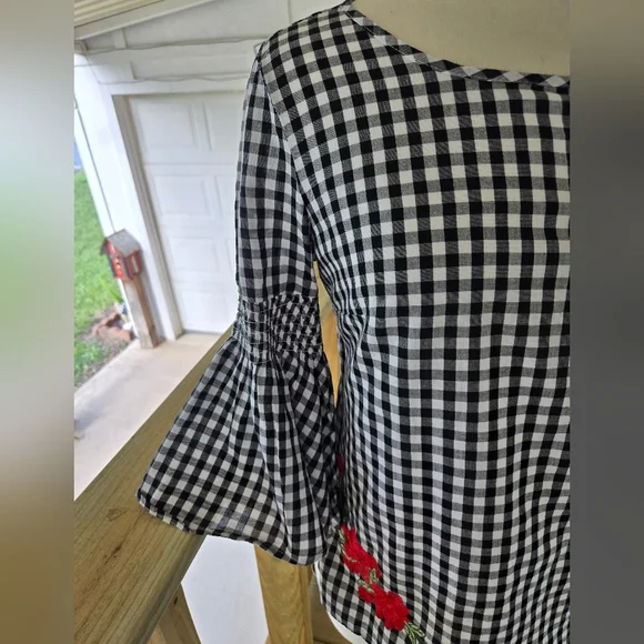 Valerie Stevens:Black and White Checkered Top with Red Floral Embroidery.  20 - Picture 2 of 6